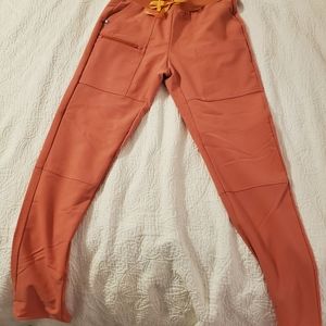 Figs coral pants
